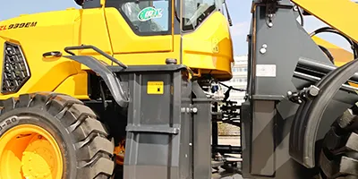 Cargadora diésel sobre ruedas 939E