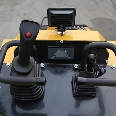 Minicargadora sobre ruedas S750