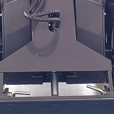 Minicargadora sobre orugas T390