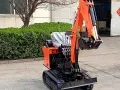 Miniexcavadora diésel sobre orugas KV08