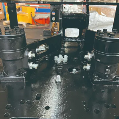 Miniexcavadora diésel sobre orugas KV13/13PLUS/15
