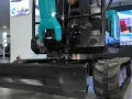 Miniexcavadora diésel sobre orugas KV25