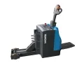 Tractor eléctrico de arrastre con operador de pie (tracción trasera) STB30B